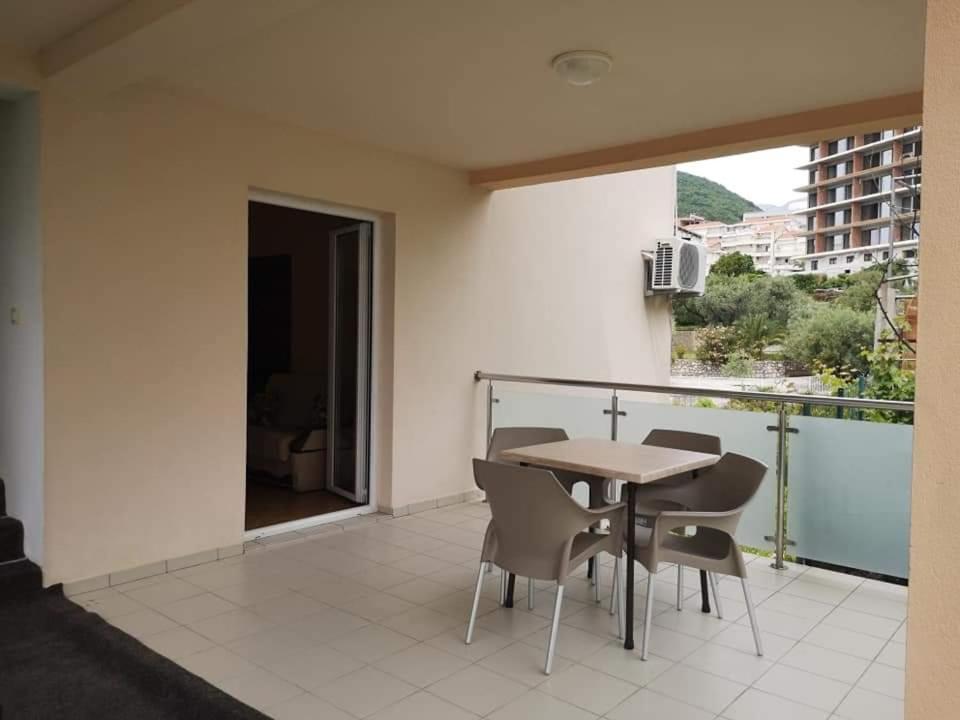 Apartmani Becici Chambre photo
